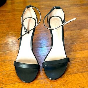 Aldo strappy black leather sandals size 8